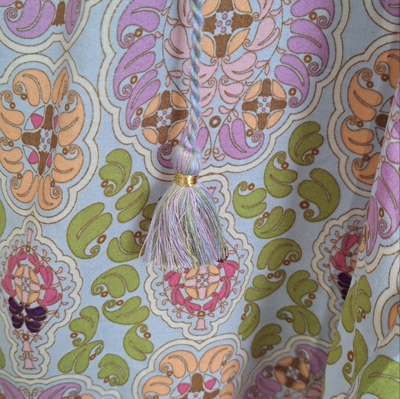 Rayon cap sleeve blouse - Picture 5 of 5